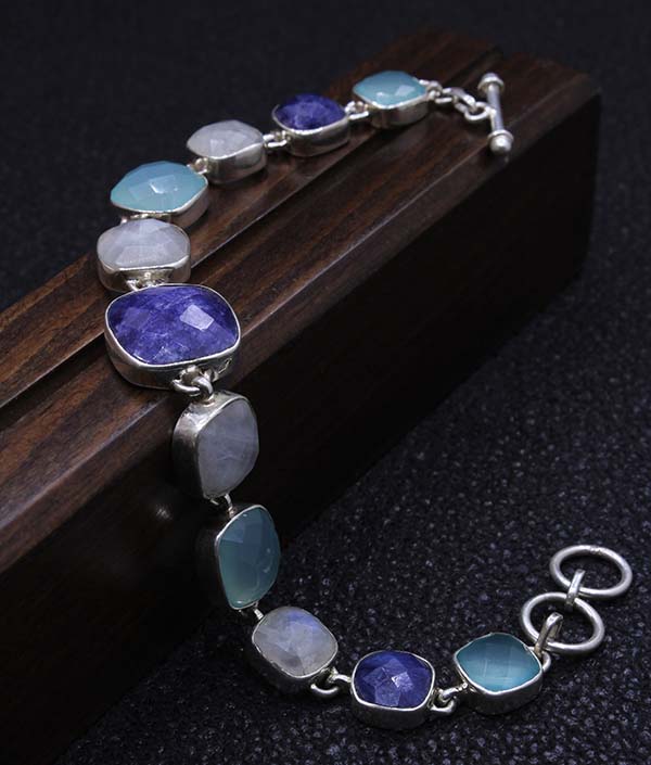Trinity Glow Bracelet