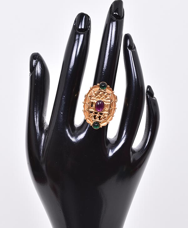 Navya Royal Legacy Ring