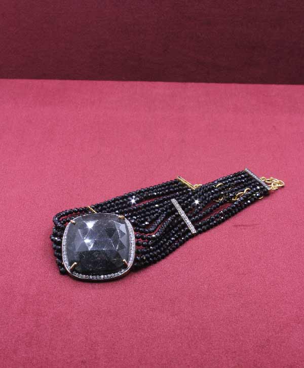 Midnight Majesty Choker