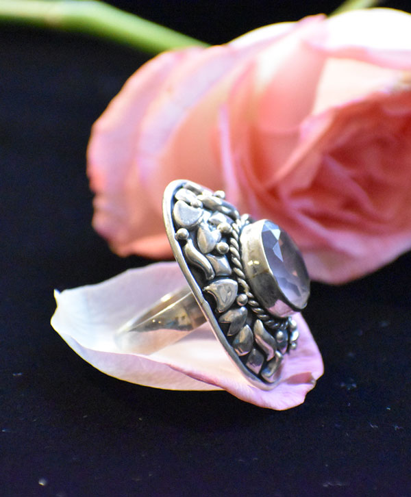Chandrika Glow Ring