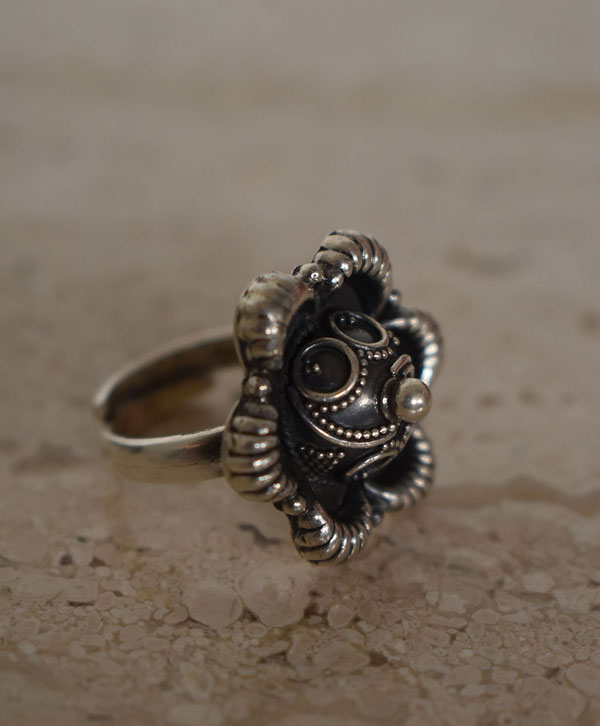 Oxidised Glory Ring