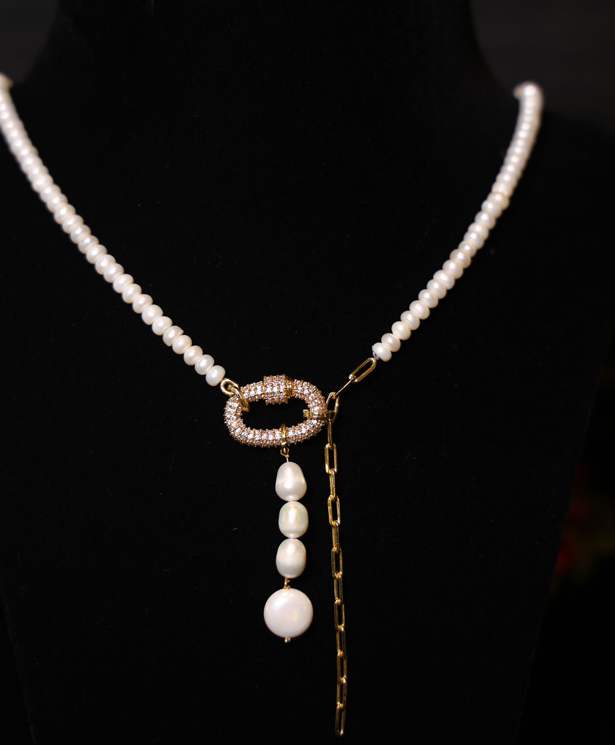 Lustre Loop Necklace