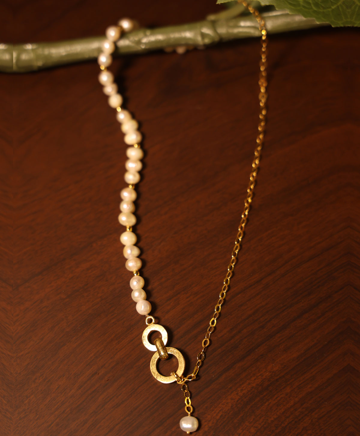 Eterna Link Pearl Necklace