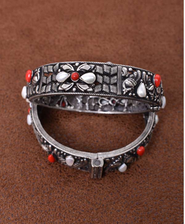 Royal Bloomstone Bangles