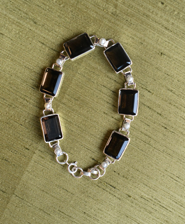 Dusky Radiance Bracelet