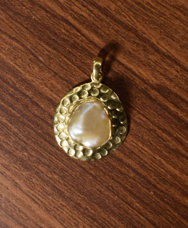 Golden Moon Pearl Set