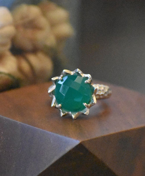 Onyx Crown