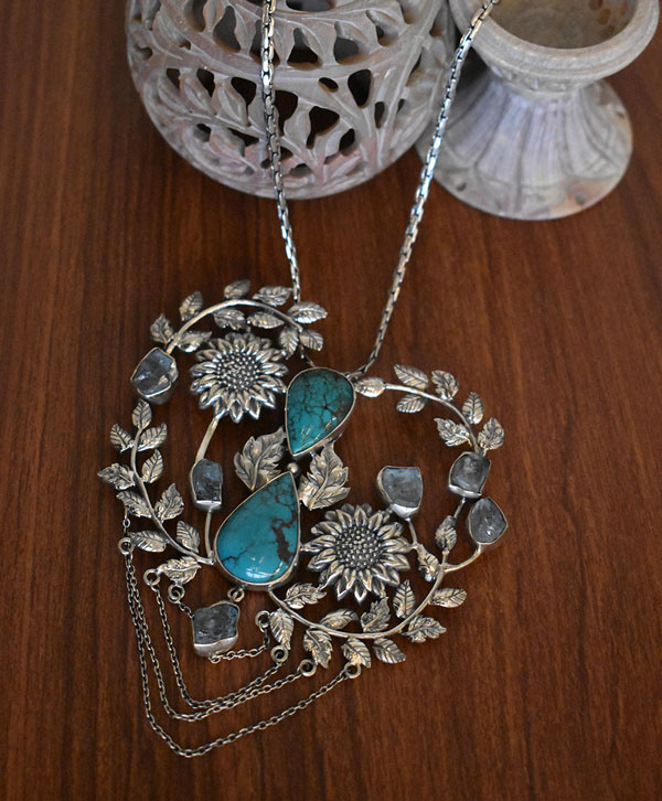 Queen Of Earth Necklace
