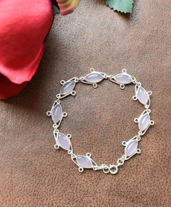 Petal Glow Bracelet