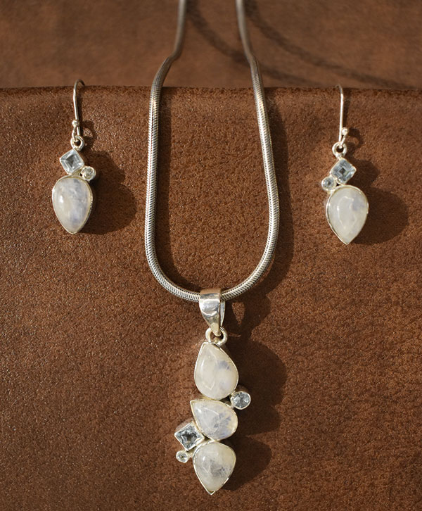 Blue Topaz & Rainbow Moonstone Set