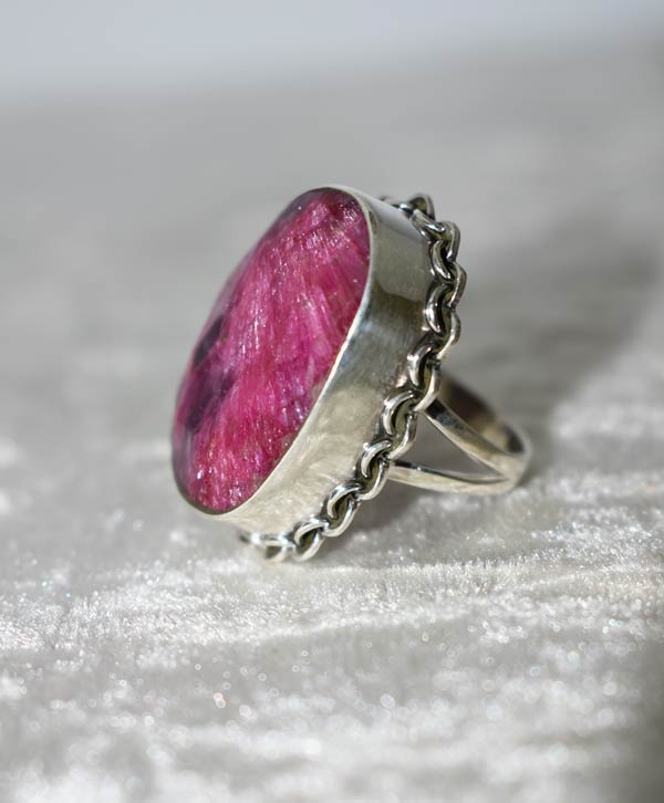 Ruhani Radiant Ring