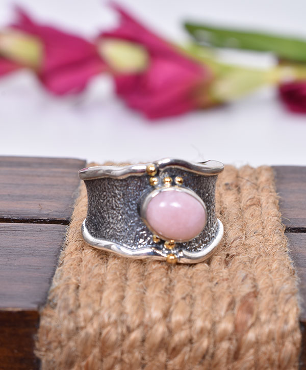 Blush Crest Ring