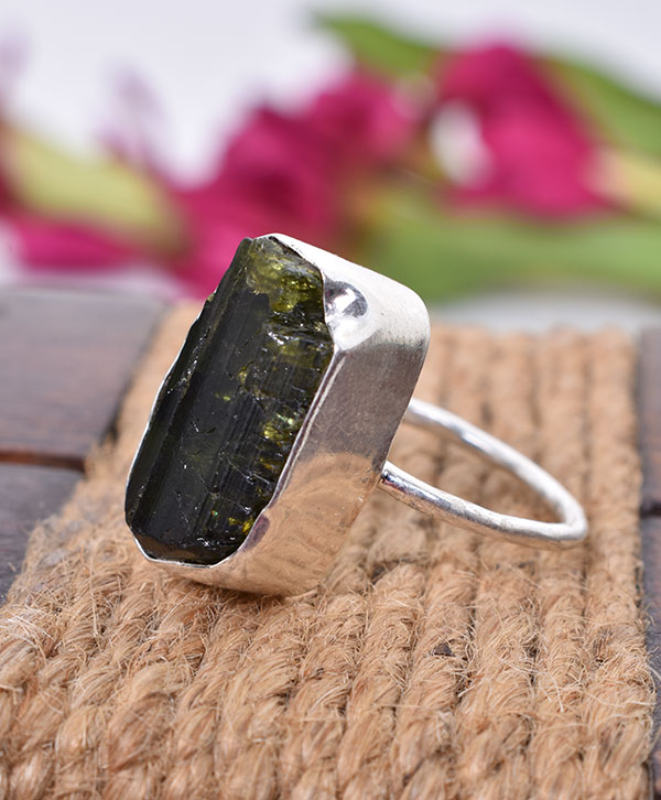 Moss Glint Ring