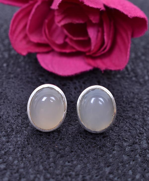 Lunar Essence
