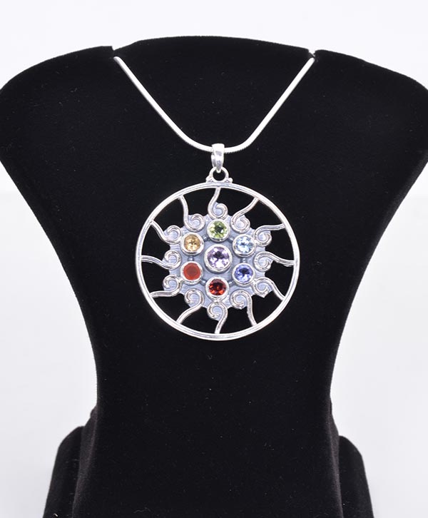 Navraina Radiance