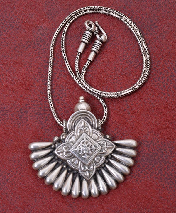 Rajprerna Necklace