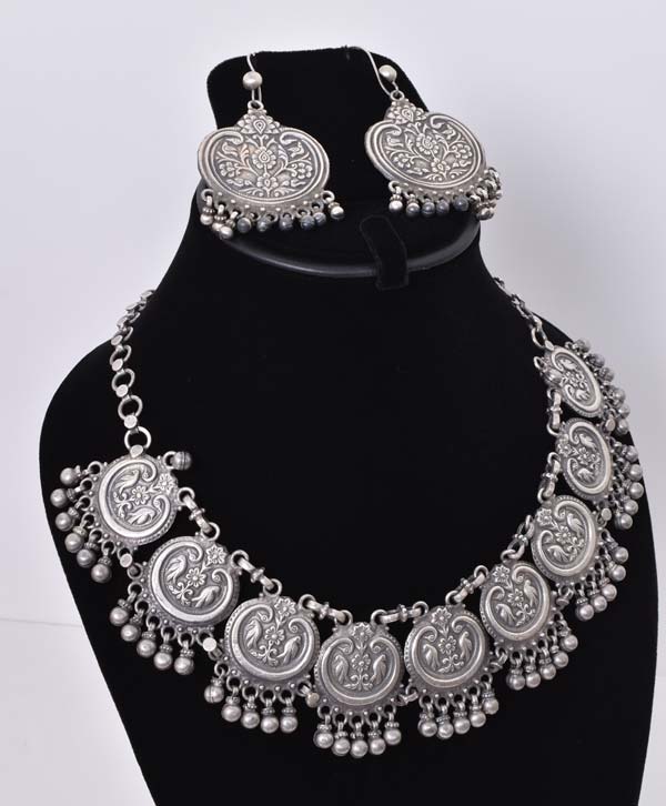 Nizam Royale Set