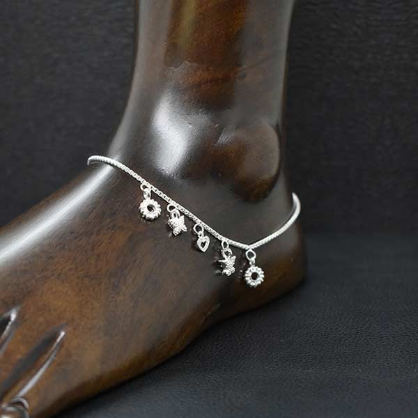 Modern Designer Anklets For Women