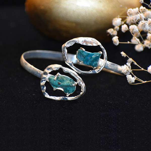 Modern Jewellery Bangle For Women