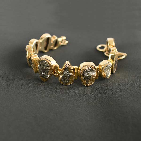 Modern Jewellery Bracelet For Girls