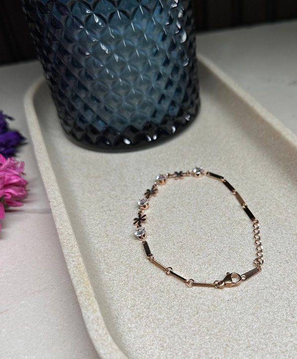 Flower And Stones Chain Bracelet