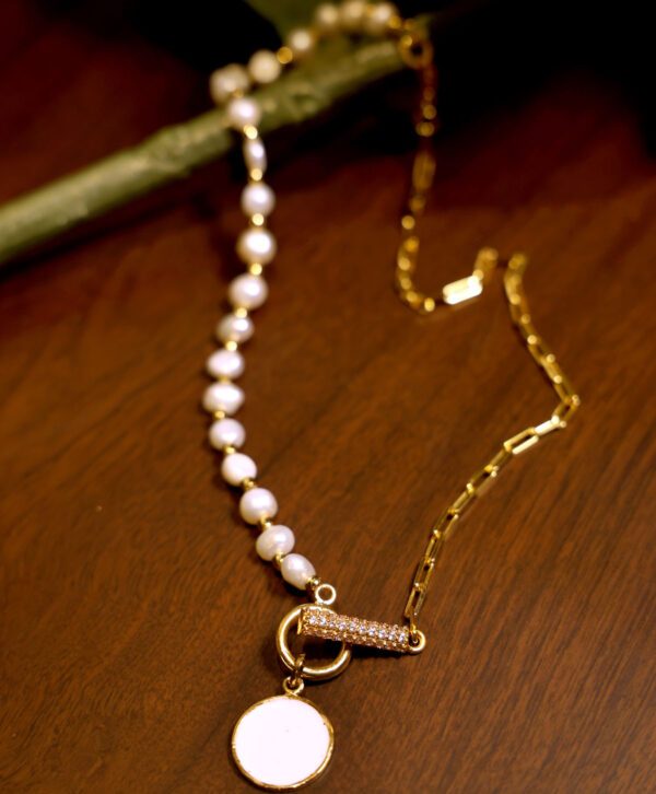 Pearl Luxe Necklace