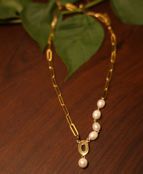 Lustre Link Necklace